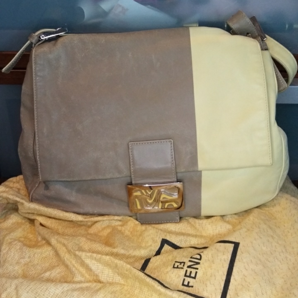 Fendi Lamb Leather medium shoulder bag. Pre-Loved authentic